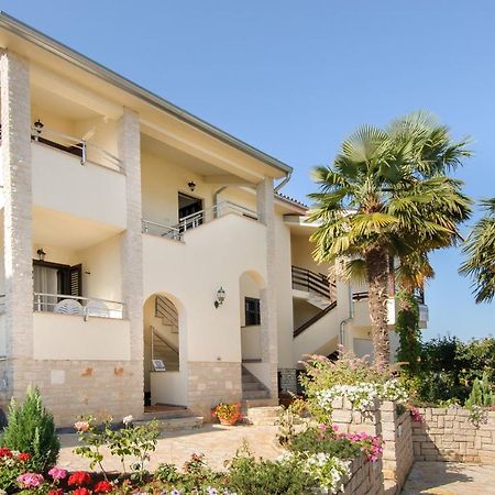 Apartmani Lorena Пореч Экстерьер фото