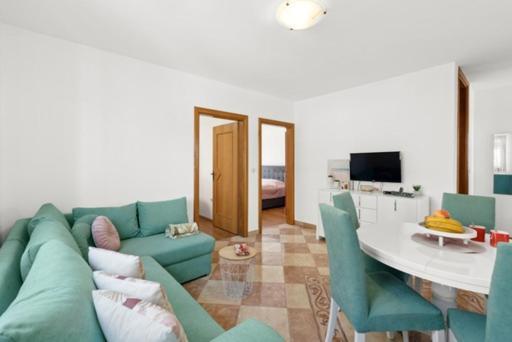 Apartmani Lorena Пореч Экстерьер фото